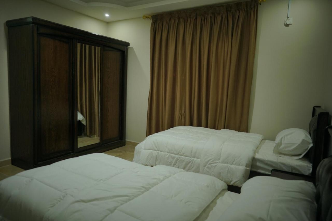 Amro Petra Apartment وادي موسى المظهر الخارجي الصورة