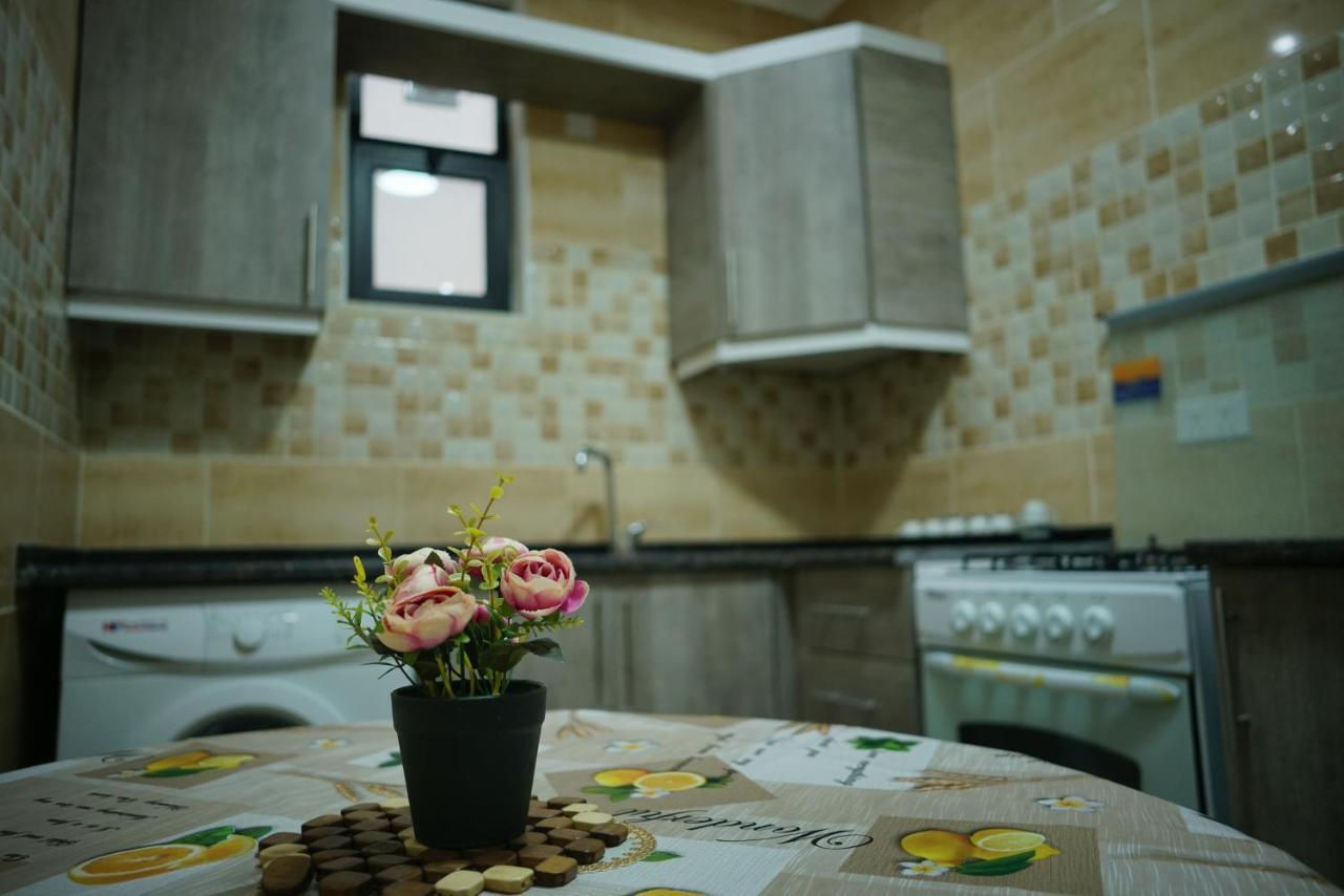 Amro Petra Apartment وادي موسى المظهر الخارجي الصورة