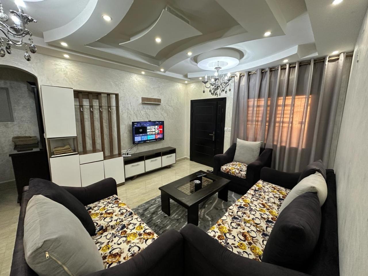 Amro Petra Apartment وادي موسى المظهر الخارجي الصورة