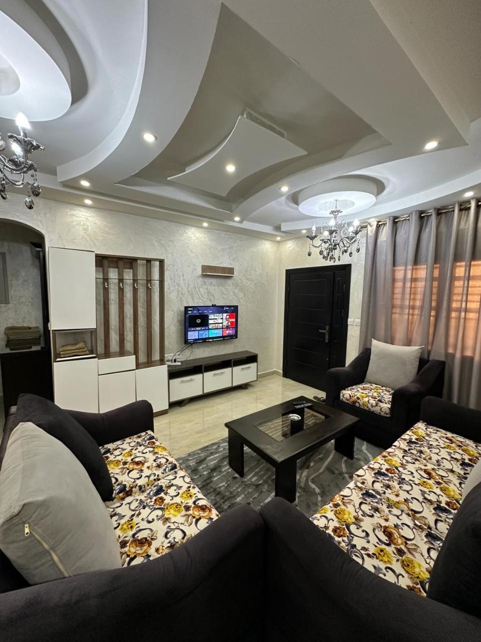 Amro Petra Apartment وادي موسى المظهر الخارجي الصورة