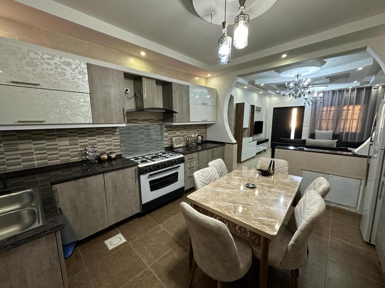 Amro Petra Apartment وادي موسى المظهر الخارجي الصورة