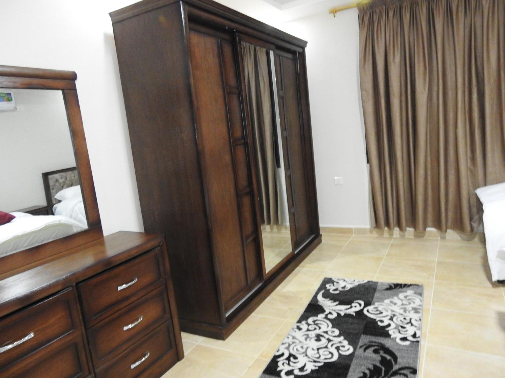 Amro Petra Apartment وادي موسى المظهر الخارجي الصورة