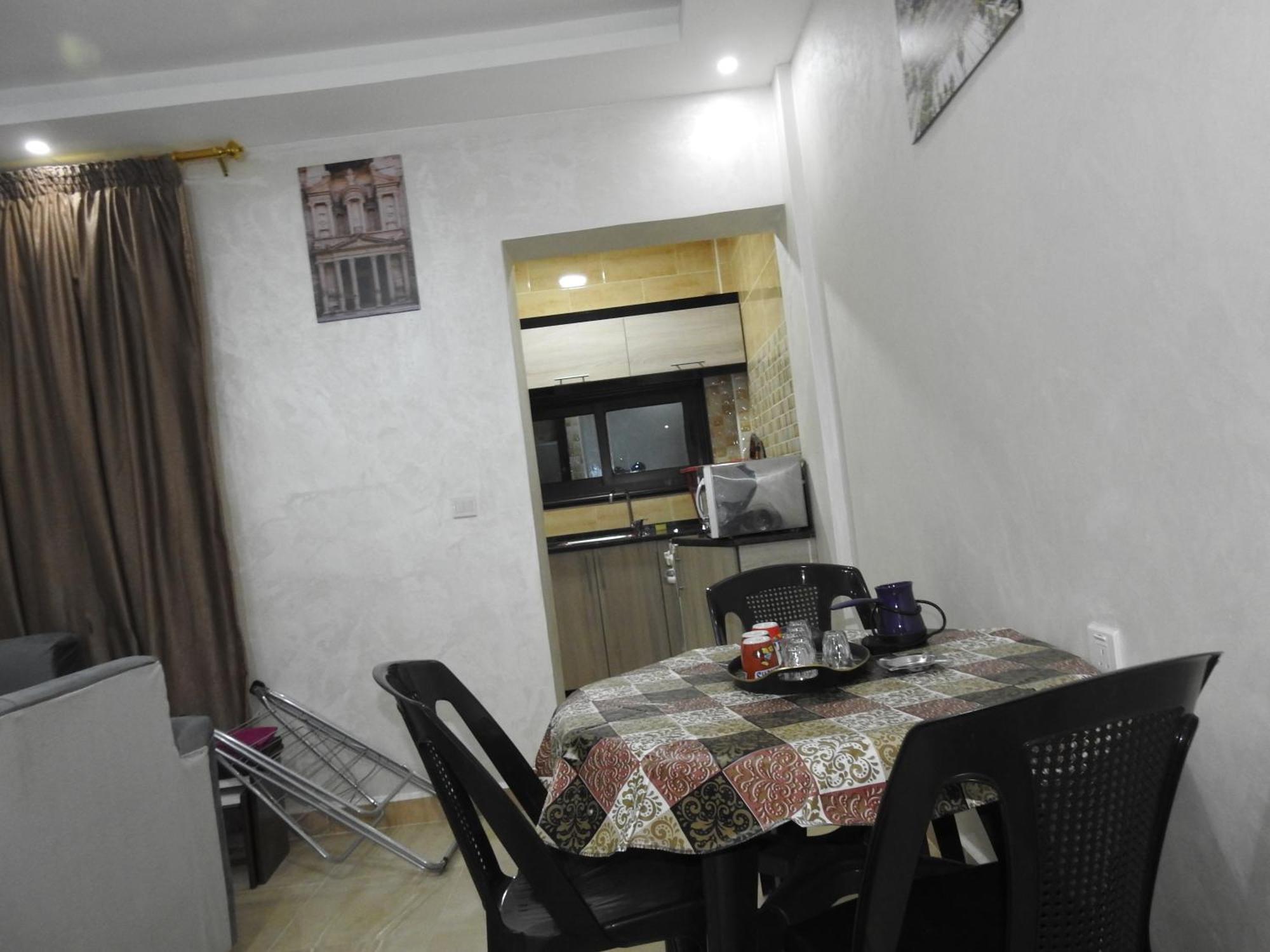 Amro Petra Apartment وادي موسى المظهر الخارجي الصورة